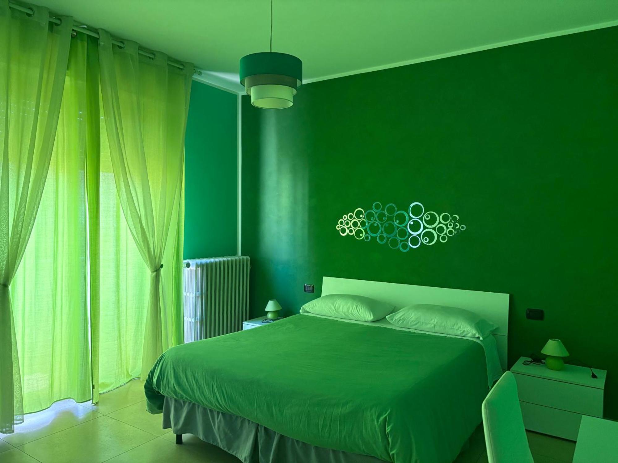 Color House Malpensa B&B Cassano Magnago Екстер'єр фото