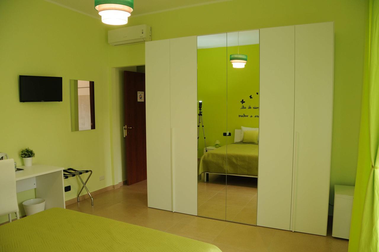 Color House Malpensa B&B Cassano Magnago Екстер'єр фото