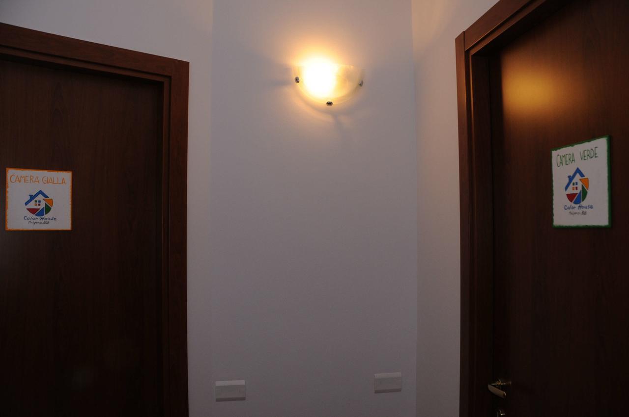 Color House Malpensa B&B Cassano Magnago Екстер'єр фото