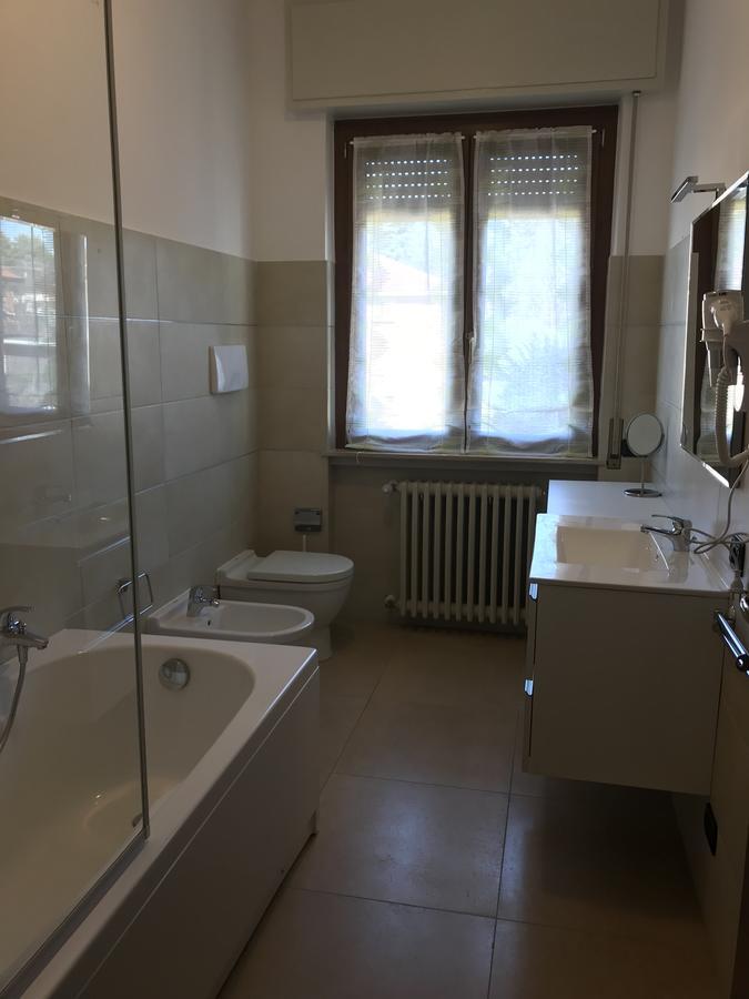 Color House Malpensa B&B Cassano Magnago Екстер'єр фото
