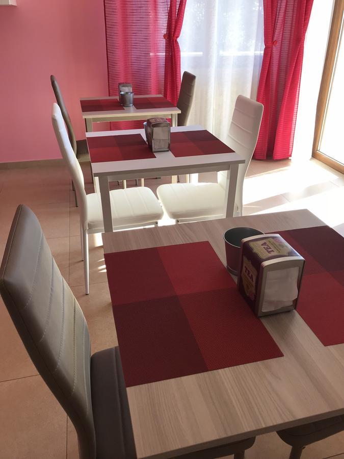 Color House Malpensa B&B Cassano Magnago Екстер'єр фото